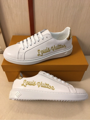 LOUIS VUITTON 루이비통 자수로고 스니커즈