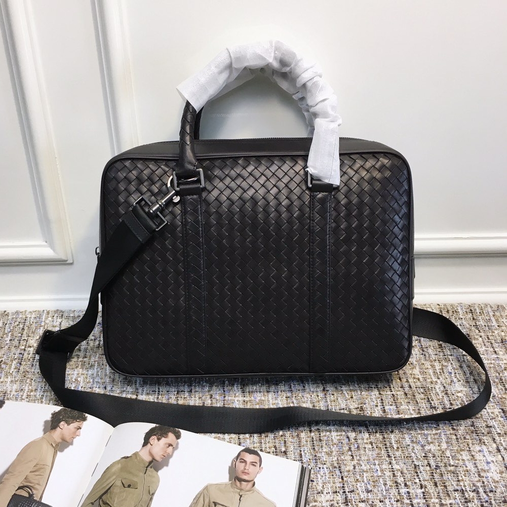 BOTTEGA VENETA 보테가베네타 남성용 서류가방
