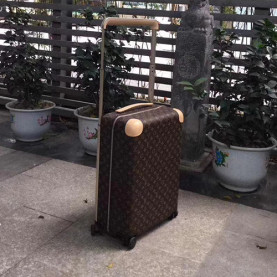 LOUIS VUITTON 루이비통 호라이즌 50 M23209