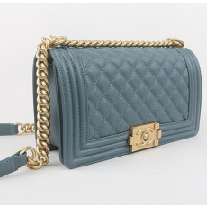 CHANEL 샤넬 보이백 캐비어