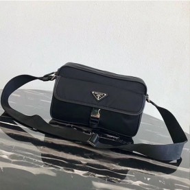 PRADA 프라다 나일론 숄더백 2VH074