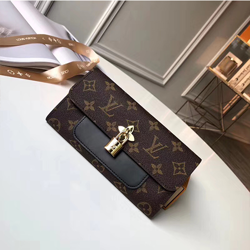 LOUIS VUITTON 루이비통 플라워 월릿 M62577