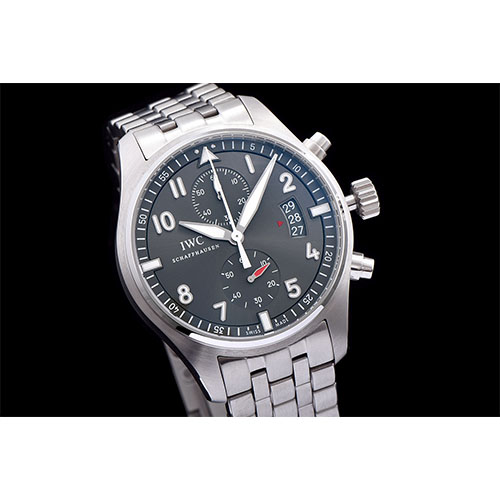 IWC 아이더블유씨 스핏파이어 크로노그라프 IW387802
