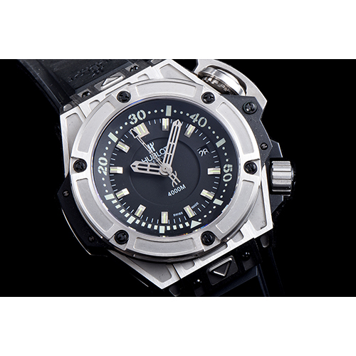 HUBLOT 위블로 킹파워-29 수정형(솔리드백)