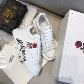 ALEXANDER MCQUEEN 알렉산더맥퀸 M2517-13