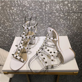 VALENTINO 발렌티노 락스터드 샌들힐 6cm M1610-4