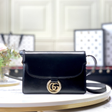 GUCCI 구찌 숄더백 589474 신상
