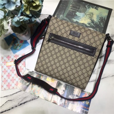 GUCCI 구찌 남성용 숄더백 474137-2