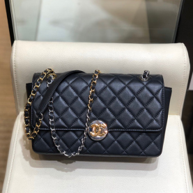 CHANEL 샤넬 플랩 숄더백 AS6099