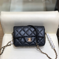 CHANEL 샤넬 미니 숄더백 18CM C108810