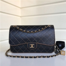 CHANEL 샤넬 클래식 플랩백 30CM AS10592