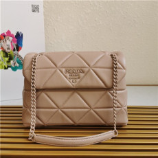 PRADA 프라다 스펙트럼 숄더백 1BD231