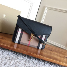BURBERRY 버버리 숄더백 25CM B009520