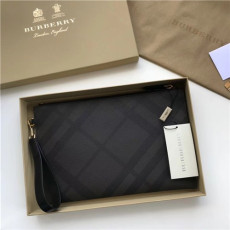 BURBERRY 버버리 클러치 B2010