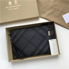BURBERRY 버버리 클러치 B2010