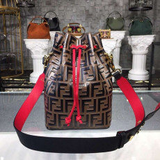 FENDI 펜디 몽트레저 버킷백 F30699