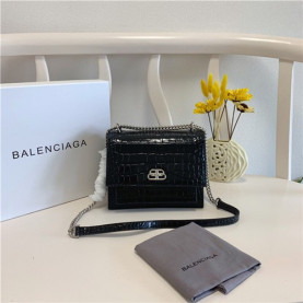BALENCIAGA 발렌시아가 샤프 숄더백 B70911