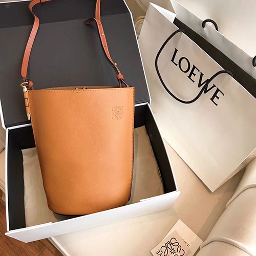 LOEWE 로에베 게이트 바게트백 L1080252