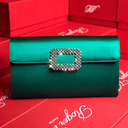 ROGER VIVIER 로저비비에 실크 소프트 클러치 체인숄더 24CM R50025