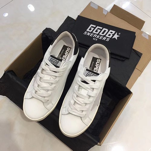 GOLDEN GOOSE 골든구스 스니커즈 남여공용 신발 GD10811-44