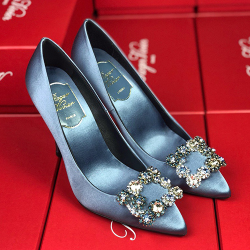ROGER VIVIER 로저비비에 신상 힐&플랫슈즈 (220,250사이즈 주문제작)