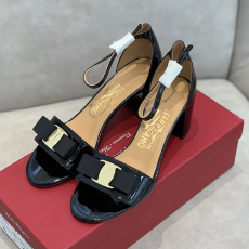 FERRAGAMO 페레가모 여성용 샌들 (굽높이6CM) F39100-1 