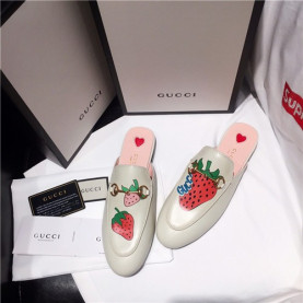 GUCCI 구찌 슬리프 신상 (250사이즈 주문제작)