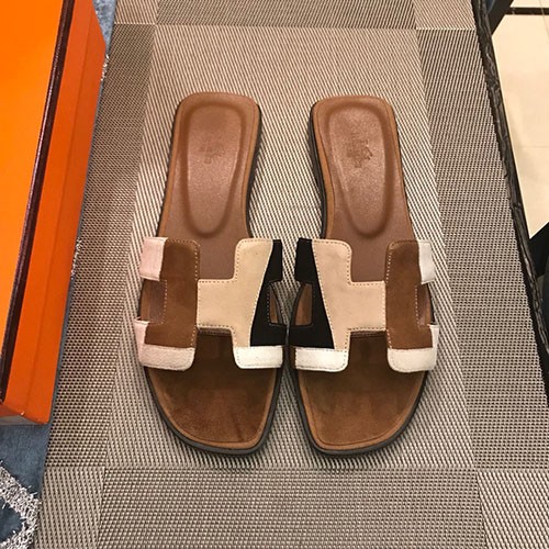 HERMES 에르메스 슬리퍼 봄신상