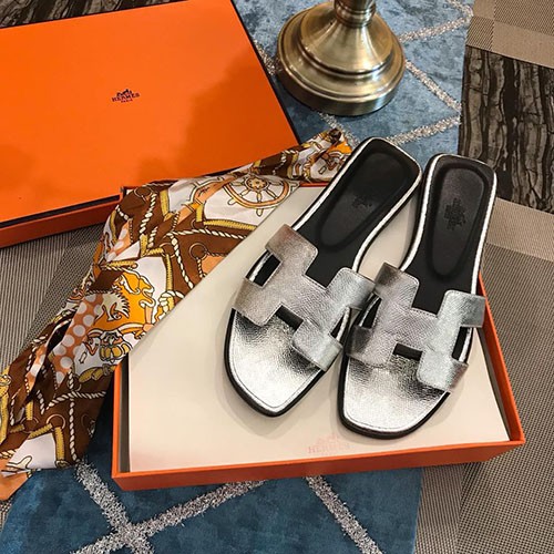 HERMES 에르메스 슬리퍼 봄신상 (250사이즈 주문제작)