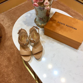LOUIS VUITTON 루이비통 샌들 봄신상