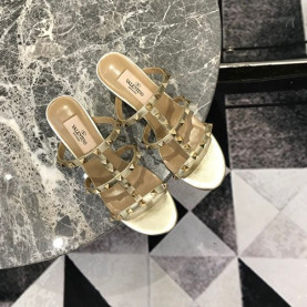 VALENTINO 발렌티노 샌들 굽높이6CM봄신상 (220,250사이즈 주문제작)