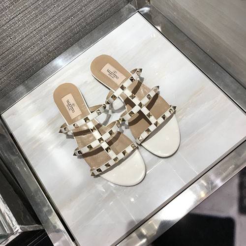 VALENTINO 발렌티노 슬리퍼 봄신상 (250사이즈 주문제작)