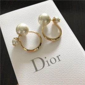 DIOR 디올 귀걸이 D91111 2020/신상 (정품과 비교가능한 퀄리티 )