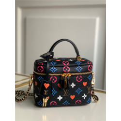 LOUIS VUITTON 루이비통 신상 게임 온 베니티 PM M57482 신상