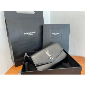 SAINT LAURENT 생로랑 업타운 엔벨로프 체인 지갑