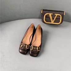 GUCCI 구찌 여성용 샌들 (굽높이2.5CM) G54108-1 2COLOR