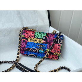 CHANEL 샤넬 WOC 19CM AS81092
