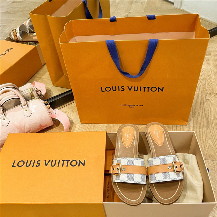 LOUIS VUITTON 루이비통 여성용 슬리퍼 L6700