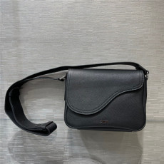 DIOR 디올 새들 메신저백 D62001 2COLOR