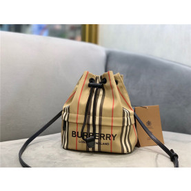 BURBERRY 버버리 버킷백 B61511