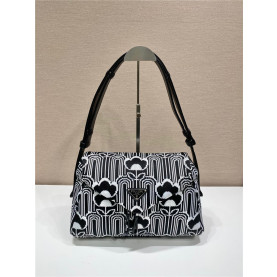 PRADA  프라다 시뇨백 1BC165 2COLOR
