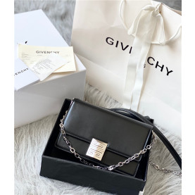 GIVENCHY 지방시 미니 체인 플랩백 G95401