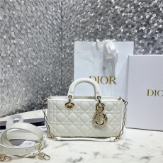 DIOR 디올 레이디 D-JOY M0540 2COLOR