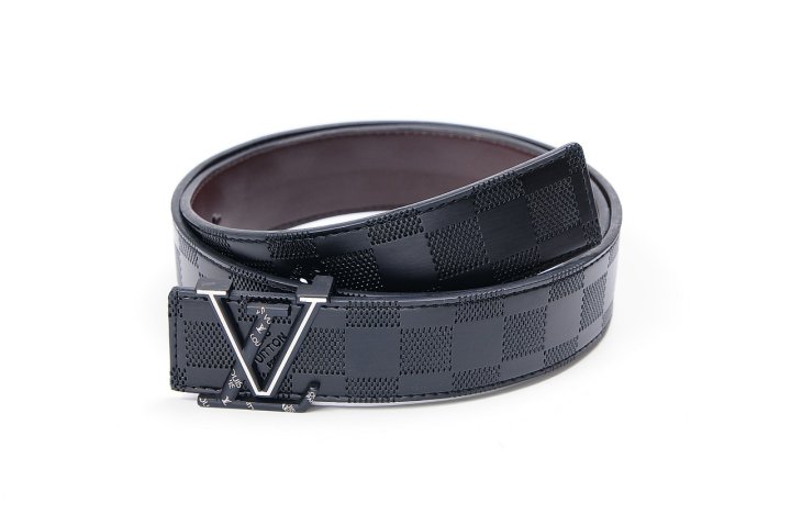 LOUIS VUITTON 루이비통 LV매트블랙 레터링로고 다미애 레더 벨트 [수입]