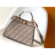 FENDI 펜디 아이코닉 피카푸 아이씨유 스몰백 F8327