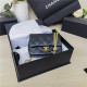 CHANEL 샤넬 플랩 체인백 미듐 20CM AS2510