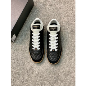CHANEL 샤넬 남성용 스니커즈 C49920