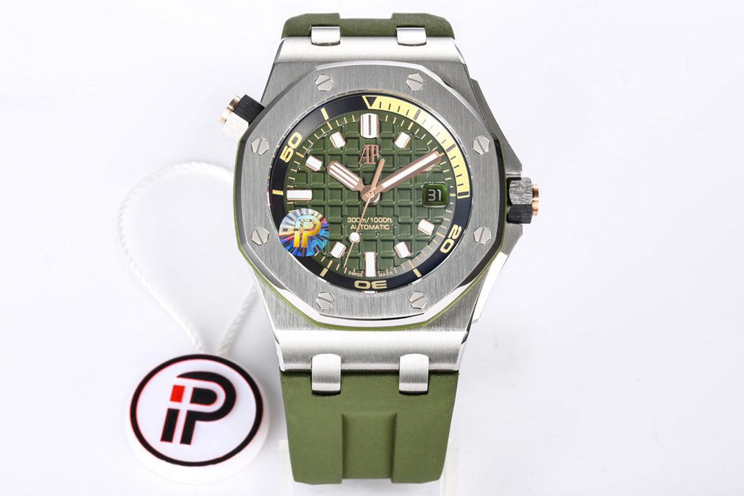 AUDEMARS PIGUET 오데마피게 로얄오크 오프쇼어 그린 15720ST