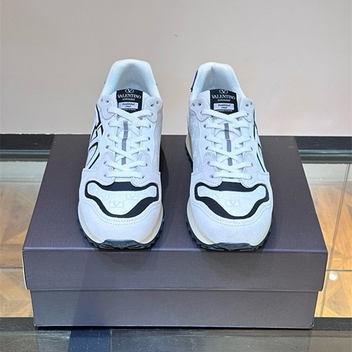 VALENTINO 발렌티노 남성용 스니커즈 V19669-1 2024/신상 2COLOR