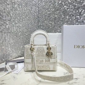 DIOR 디올 레이디 M0565